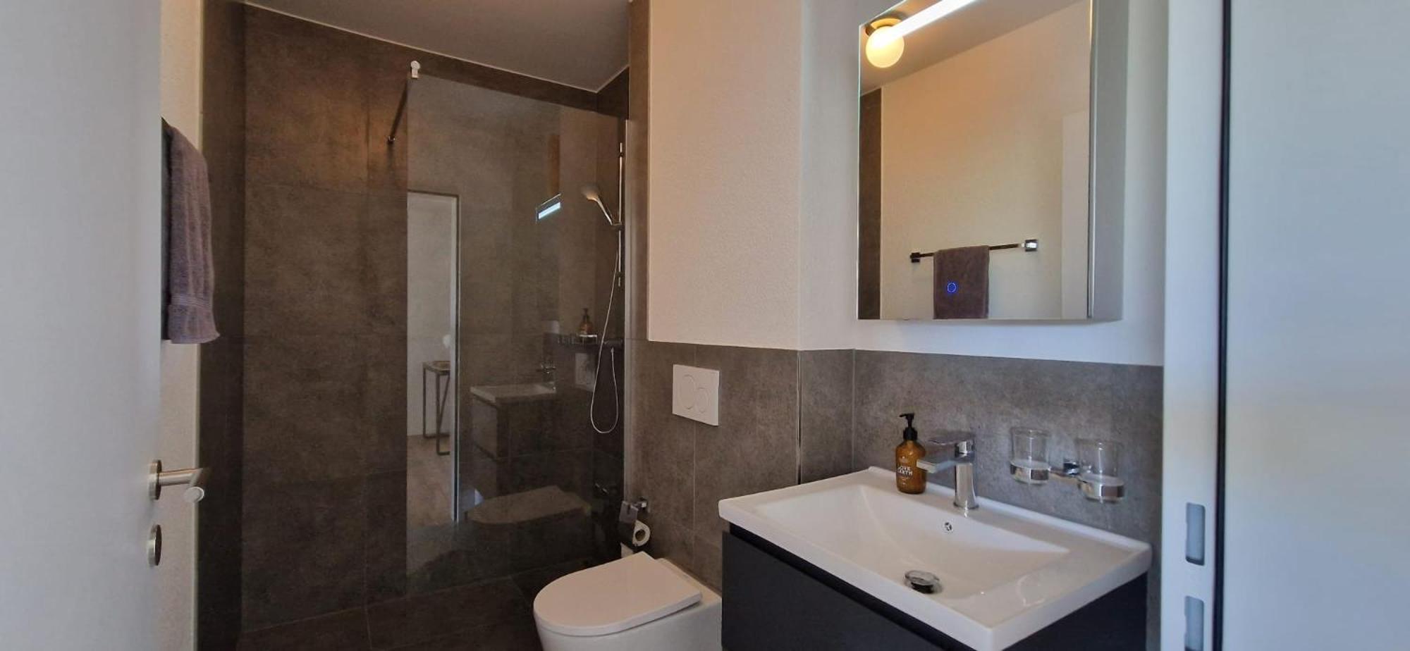 Visionary Hospitality Rothenburg, Lucerne - Premium Apartments With Free Parking, Washer, Kitchen, Terrace, 15' City Esterno foto